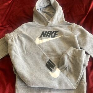 Nike Sweat Suit
